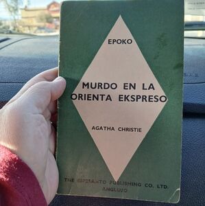 VTG Agatha Christie Spanish Translation of the The Murder On the Orient Express